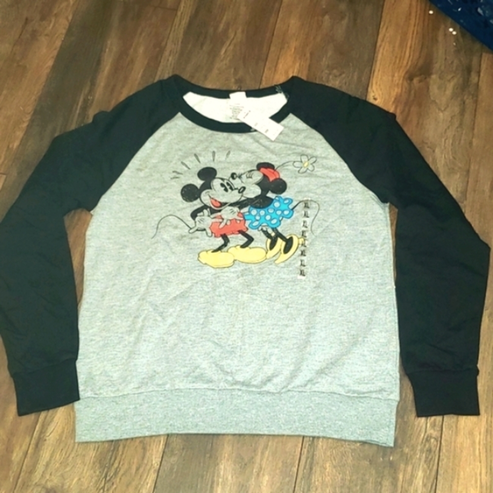 NWT Disney Mickey & Minnie Mouse Sweatshirt XL
